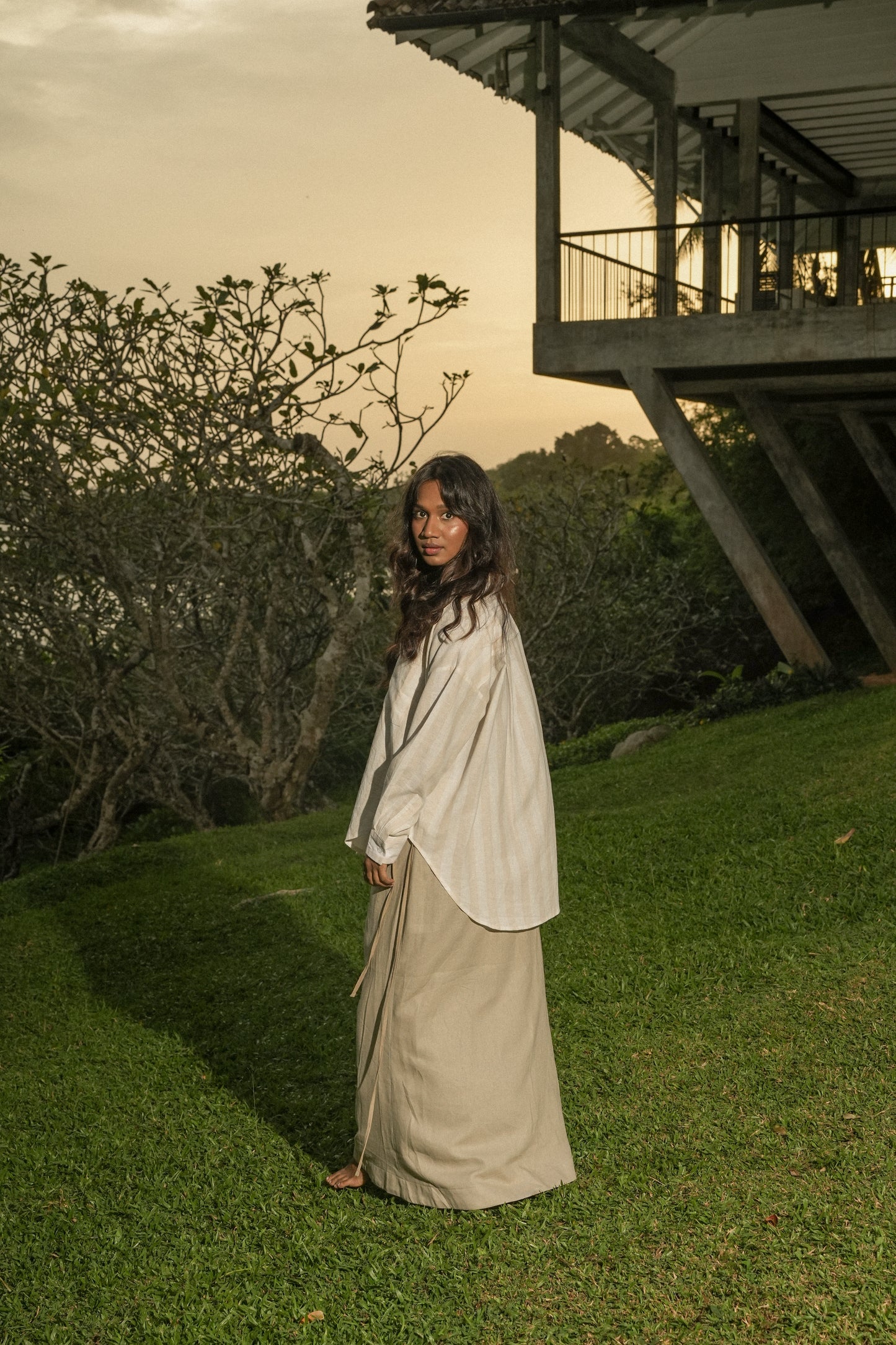 LAURA OVERSIZED SHIRT